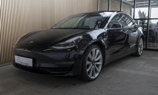 Tesla Model 3 Standard Plus 54 kWh
