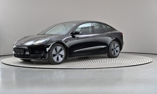Tesla Model 3  Long Range AWD 4d