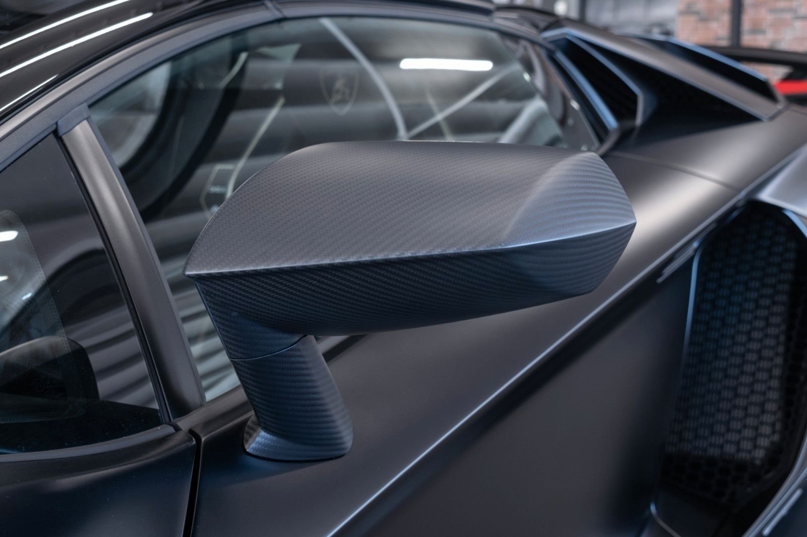 Lamborghini Aventador SVJ Roadster| FULL CARBON|1.HAND|MWST