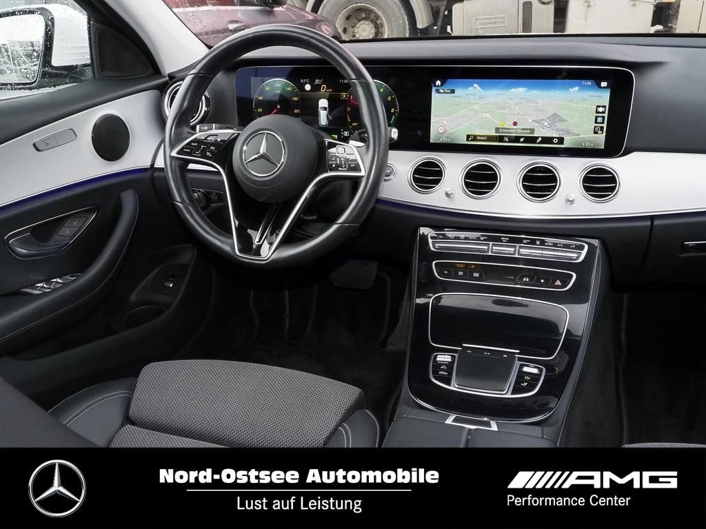 Mercedes E300 T de Exclusive Navi Kamera Distro MBUX LED