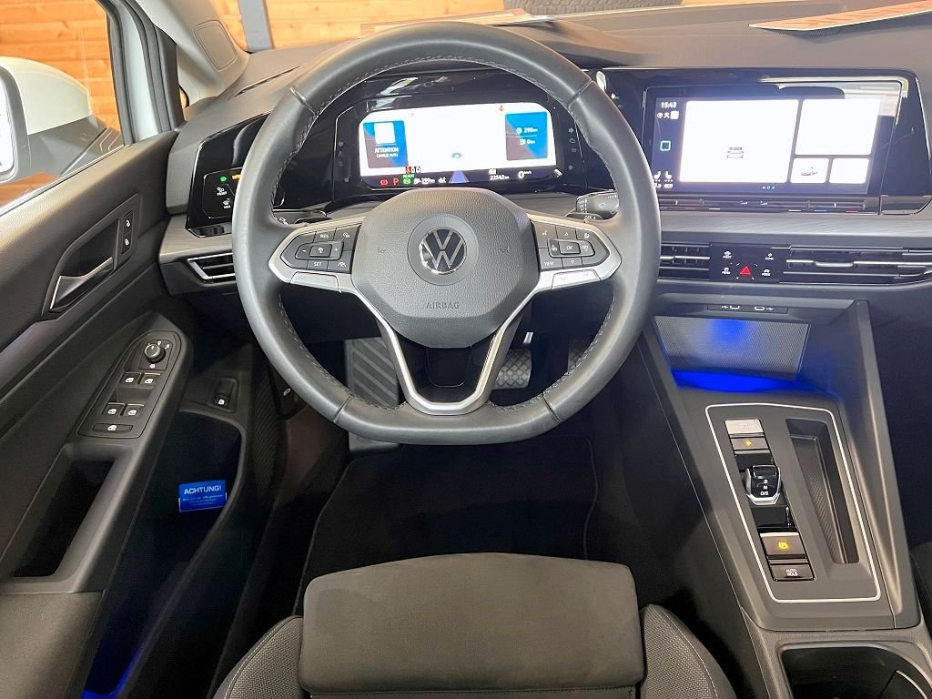 VW Golf VIII Hybrid 1,4 eTSi 204PS*DSG*So+Wi*<26tkm