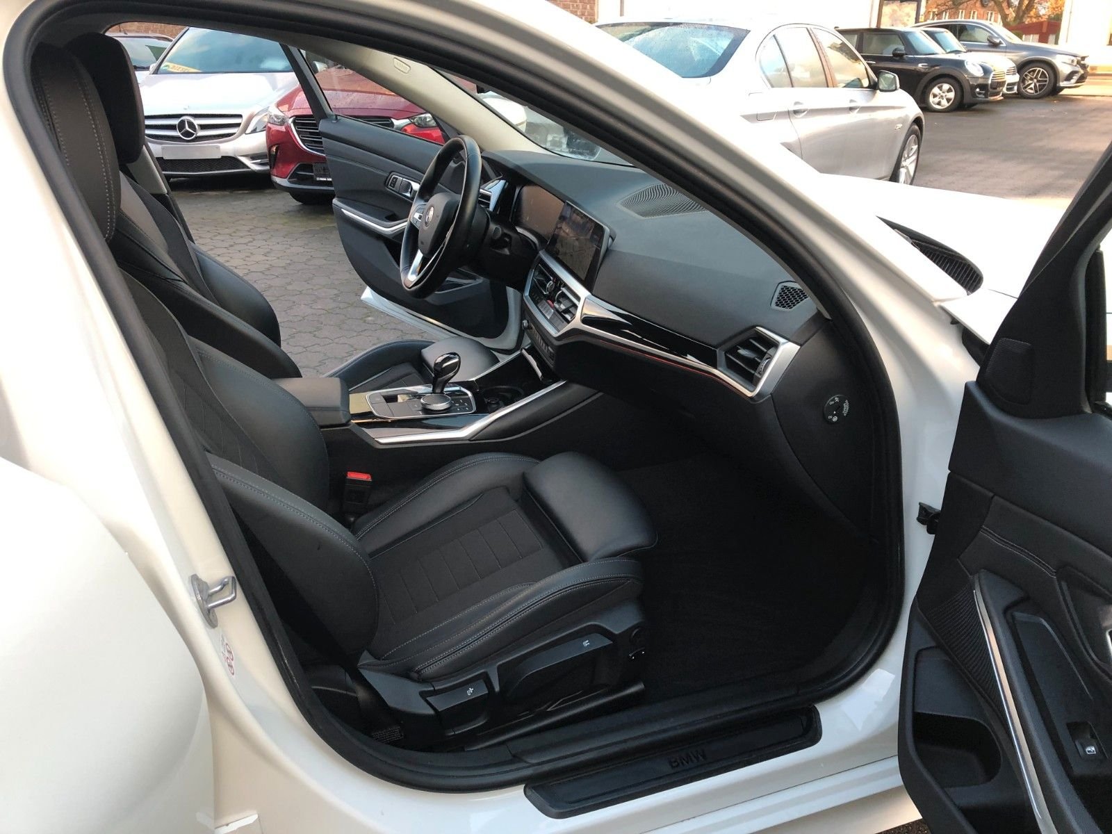 BMW 320d Automatik Sport Sitze Sport Lenkrad