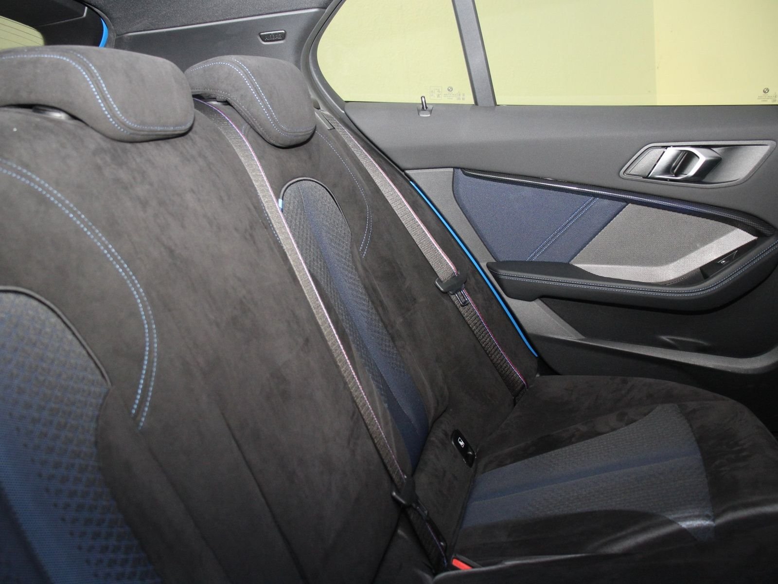 BMW M135i xDrive M Sportpaket Pano HUD Live Cockpit