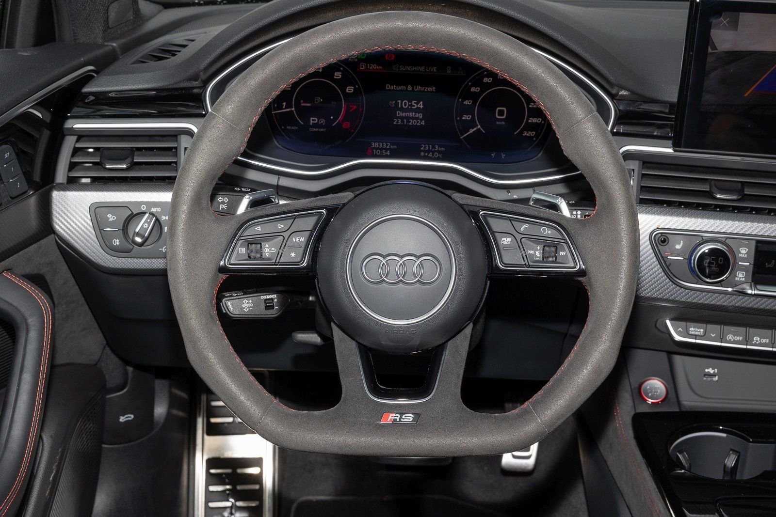 Audi RS4 Avant 2.9 TFSI qu. tiptr.(HuD,B&O,Matrix,ACC