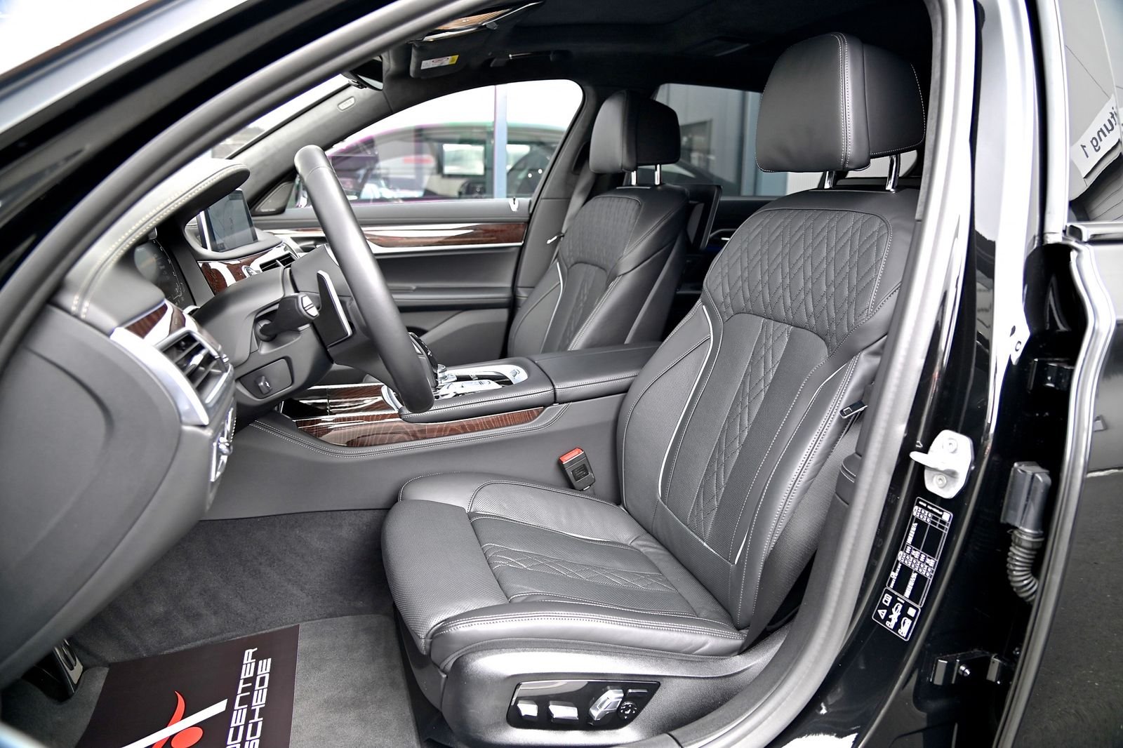 BMW 760Li xDrive Executive Lounge* Fonddisplays*