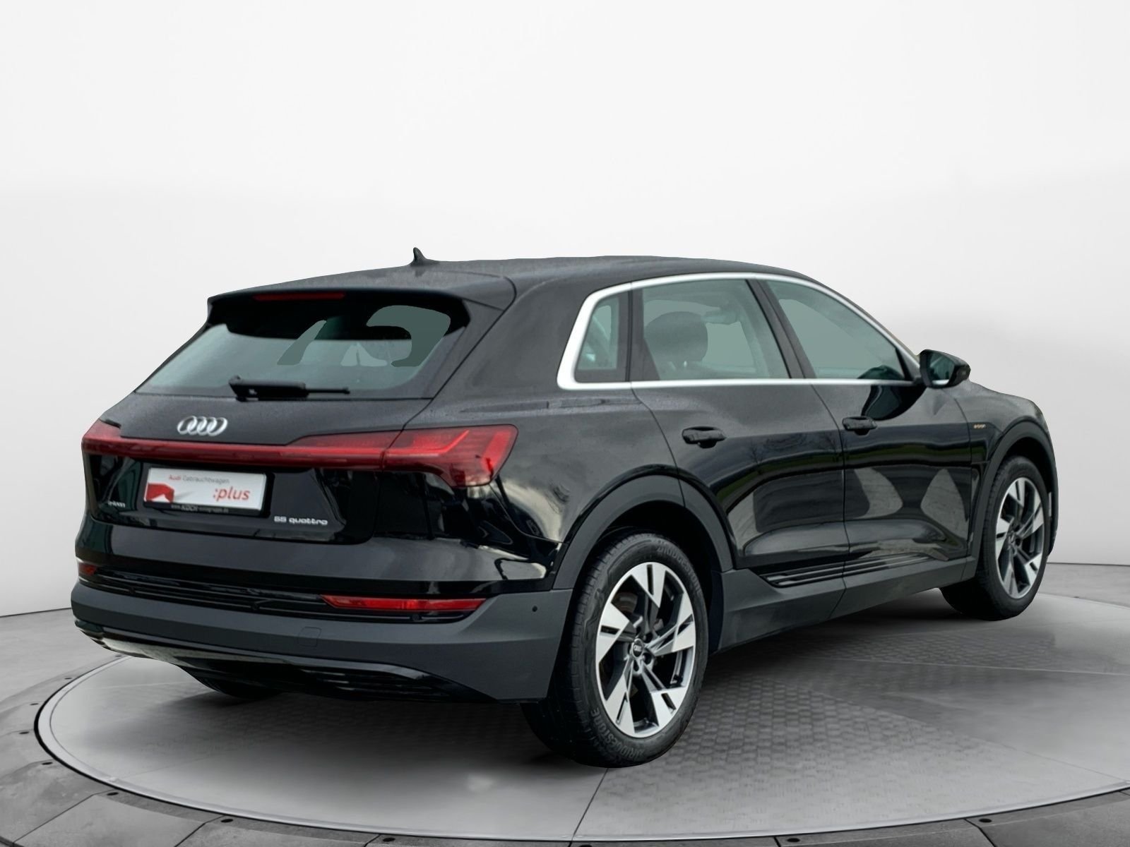 Audi e-tron 55 quattro LED, AHK, Luft, Virt., Navi To