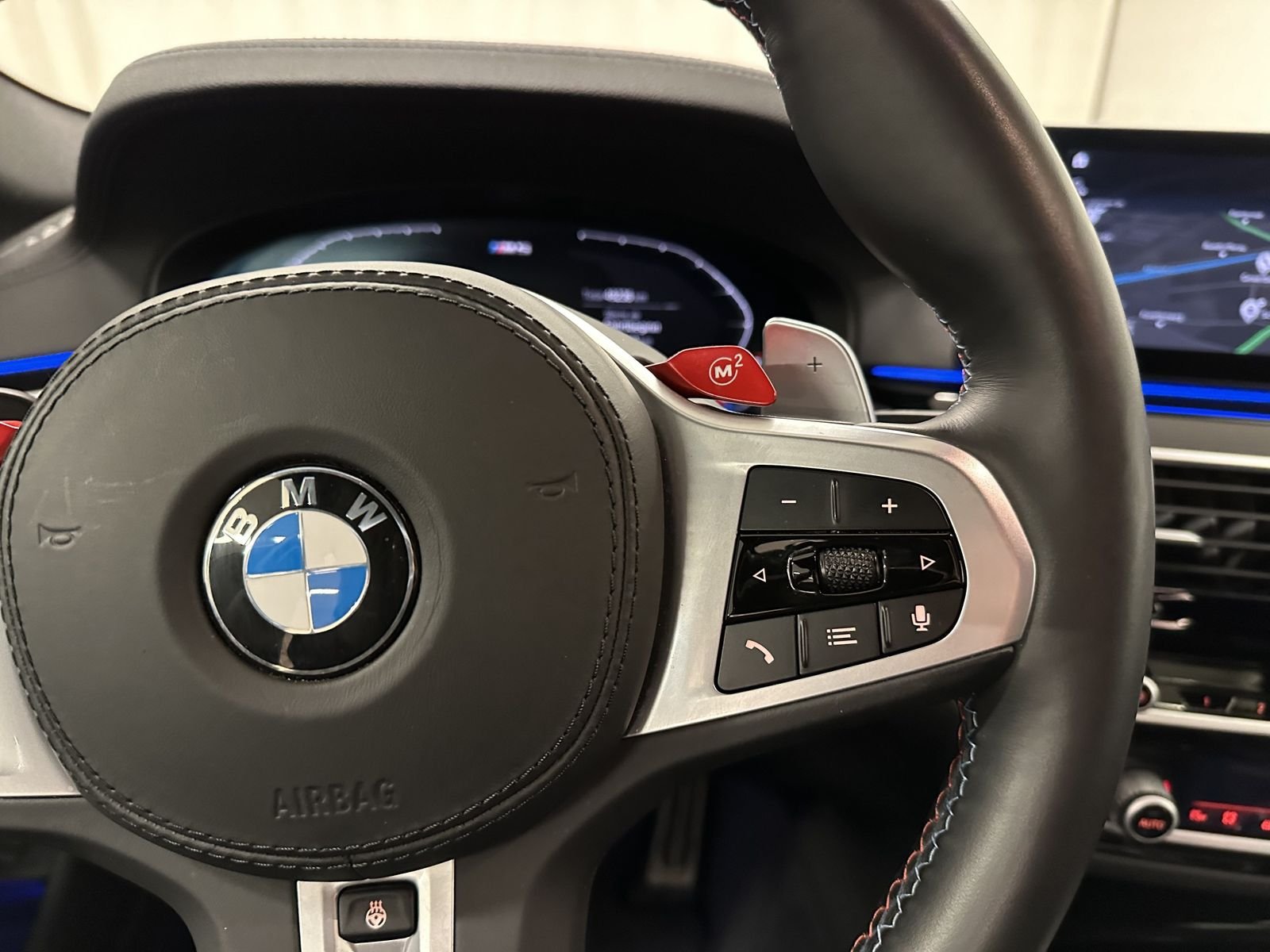 BMW M5 Limousine HK-HiFi+DAB+LED+Head-Up+GBA