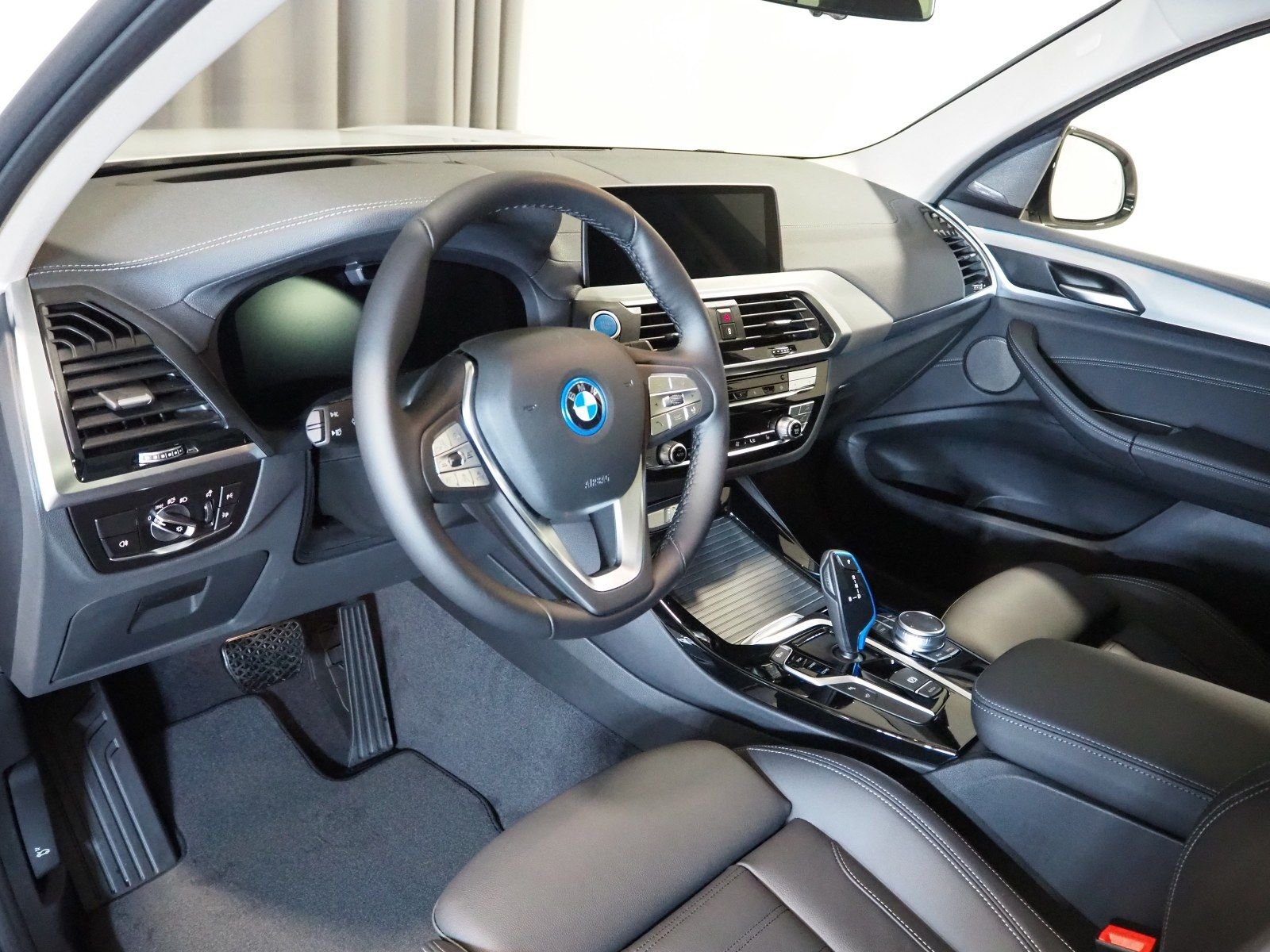 BMW iX3 sDrive (Impressive 360° AHK Pano HUD H/K)