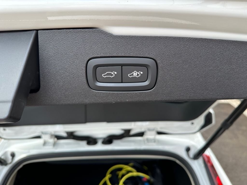 Volvo V60 T6 AWD Inscription Recharge Plug-In Hybrid T