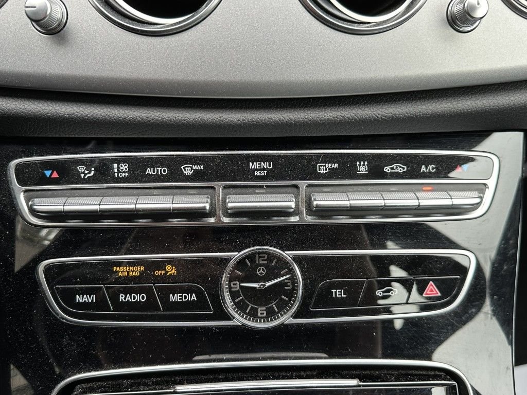 Mercedes E300 de T 9G-TRONIC / MULTIBEAM / 360° / AHK