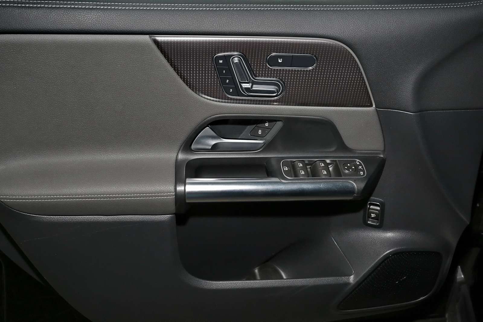 Mercedes EQA250 360°+Pano+MBUX+LED+Sitzh.+19